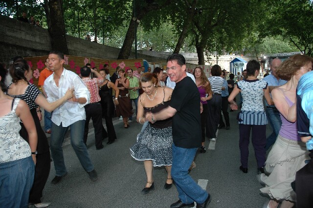 min 2006 08 08 paris plage 139